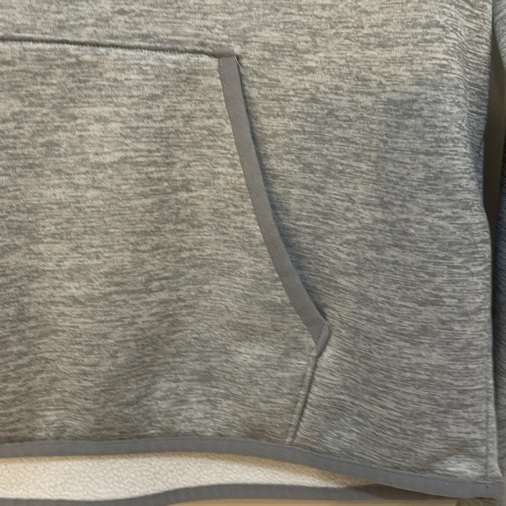 Under Armour Hoodie - Picture 4 of 7